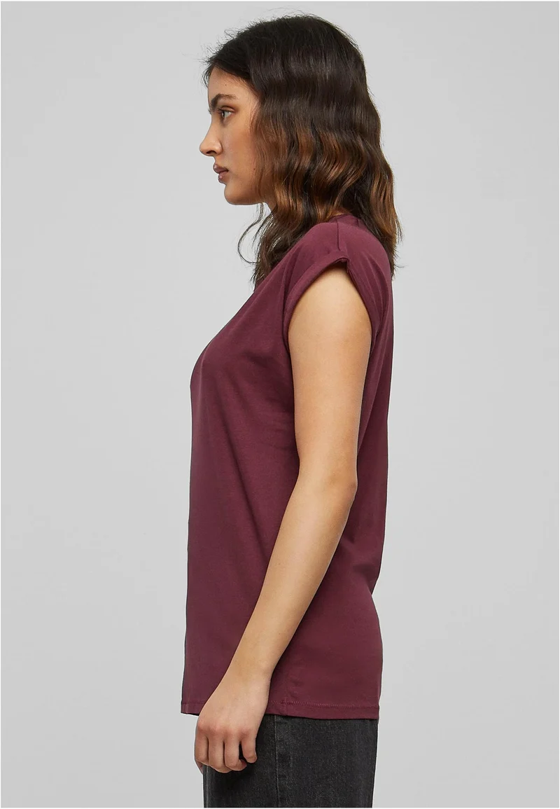 UC Extended Shoulder Tee
