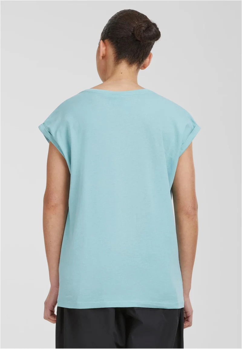 UC Extended Shoulder Tee