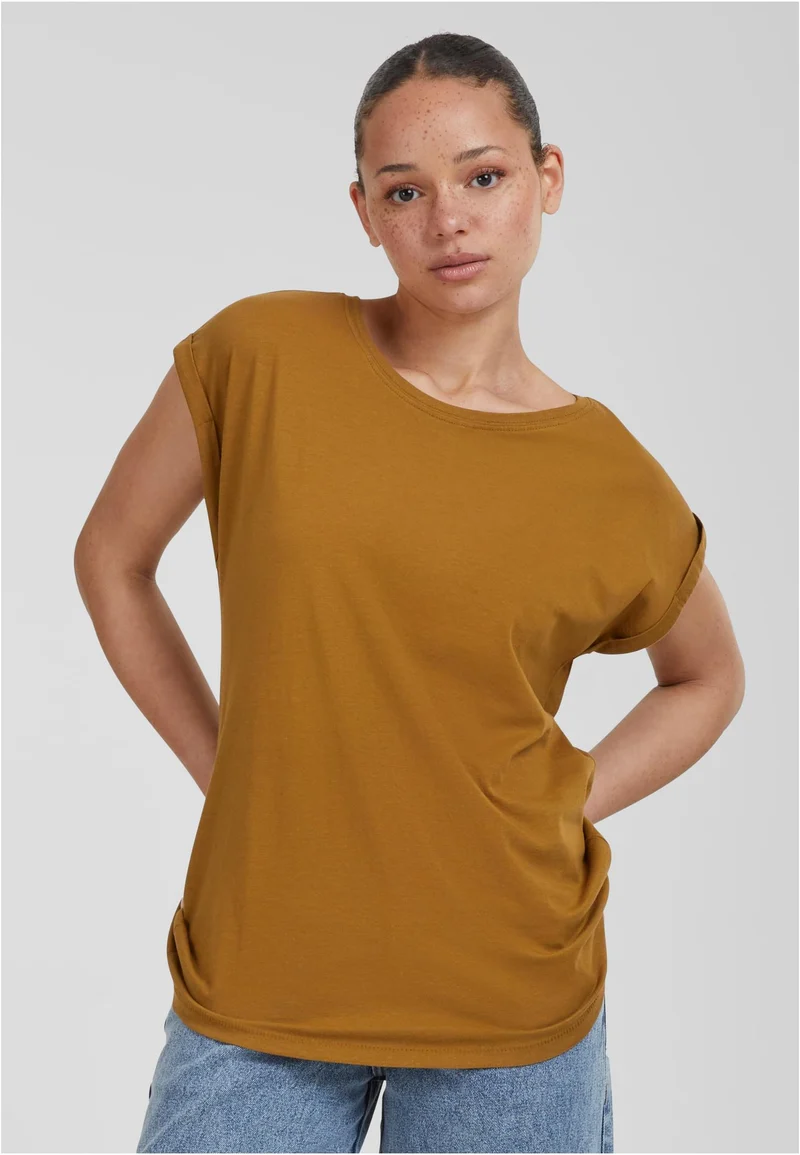 UC Extended Shoulder Tee