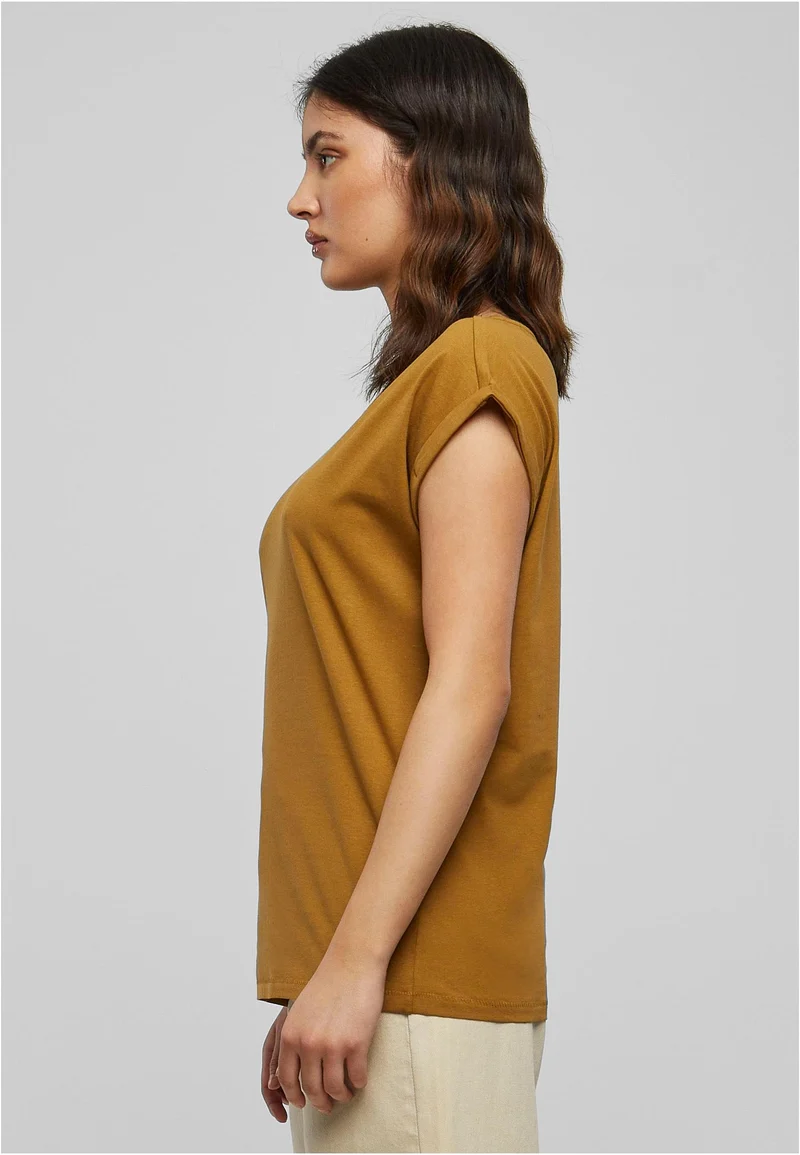 UC Extended Shoulder Tee