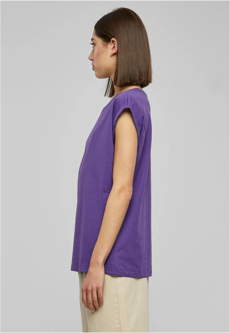 UC Extended Shoulder Tee