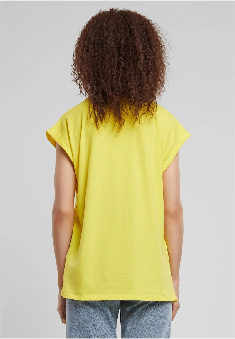 UC Extended Shoulder Tee