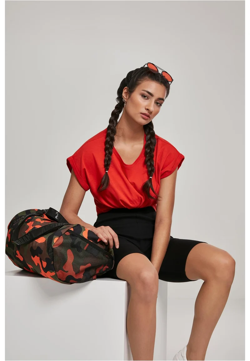 UC Extended Shoulder Tee