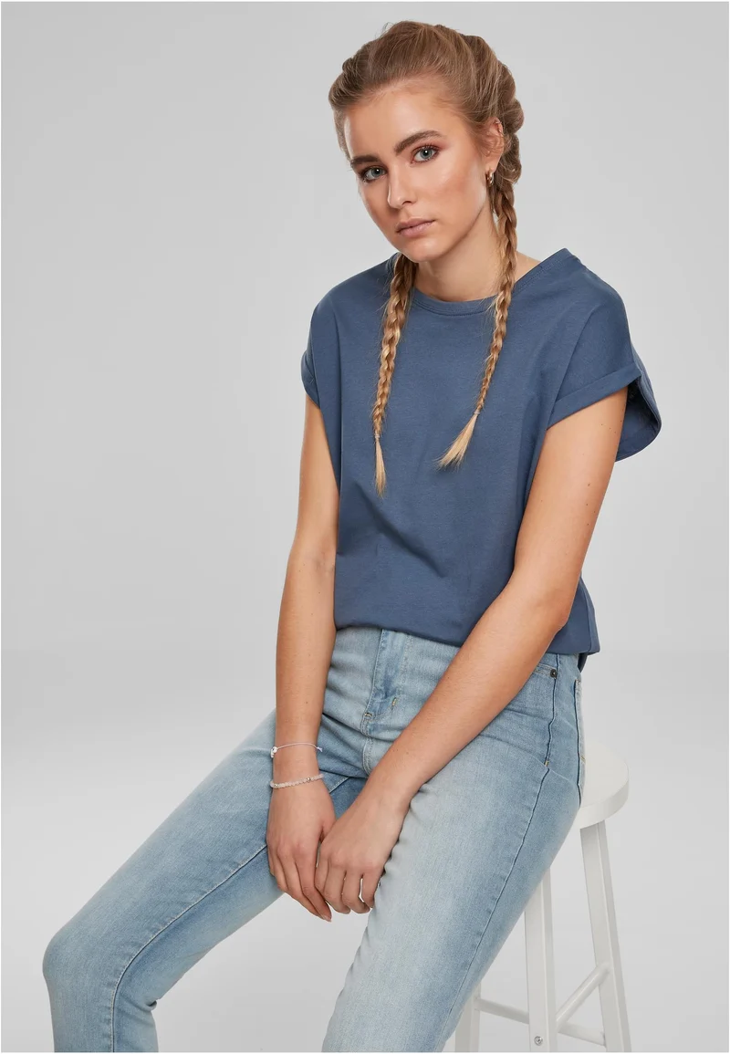 UC Extended Shoulder Tee