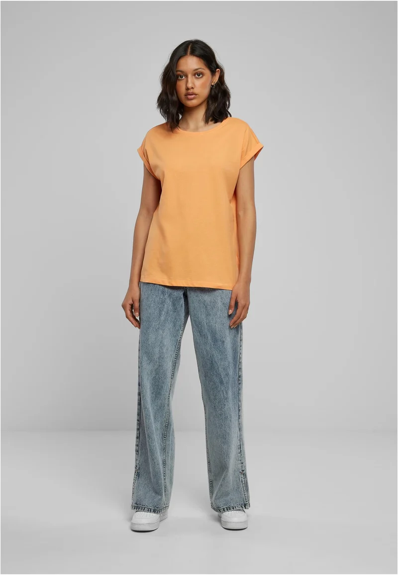 UC Extended Shoulder Tee