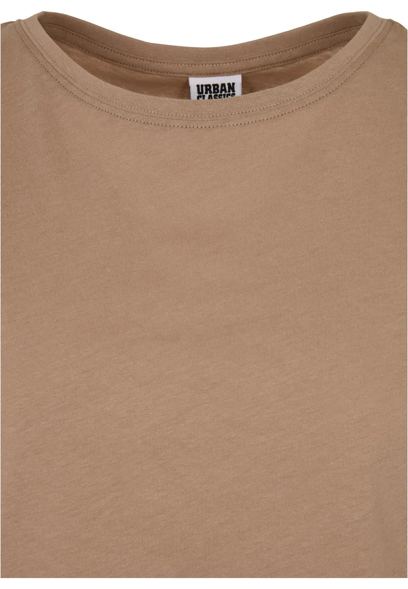 UC Extended Shoulder Tee