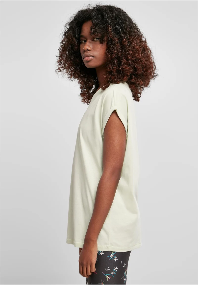 UC Extended Shoulder Tee
