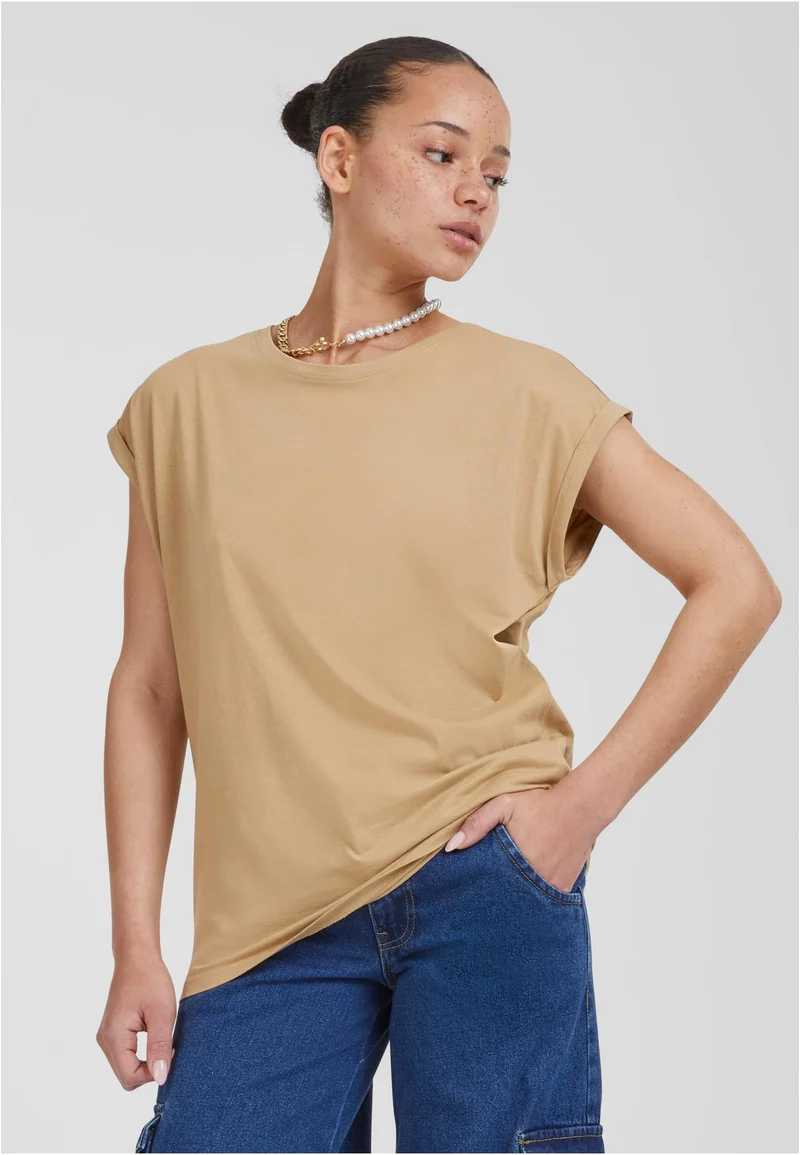 UC Extended Shoulder Tee