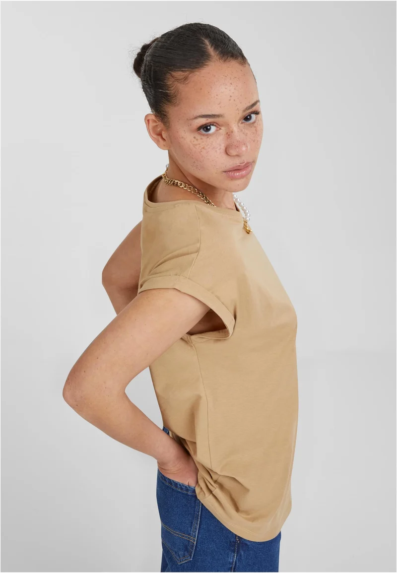 UC Extended Shoulder Tee