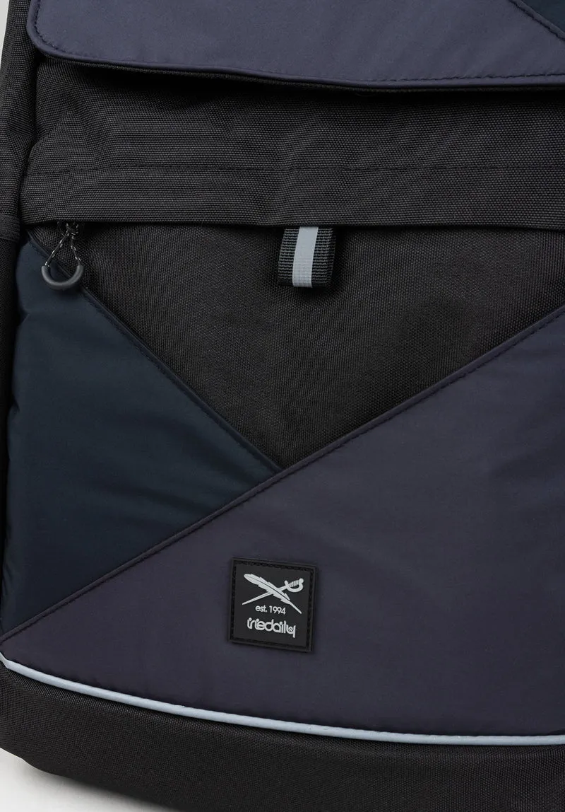 Tripster Day Pack