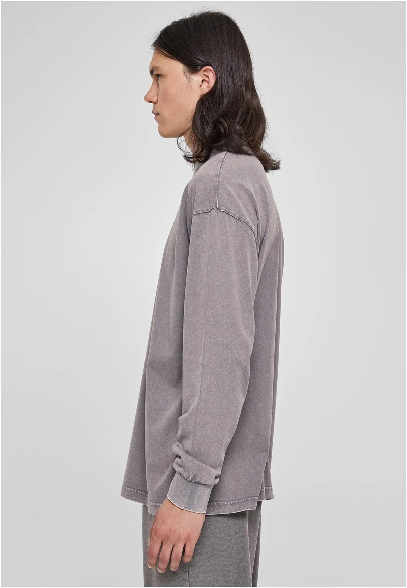 UC Heavy Boxy Acid Wash Longsleeve
