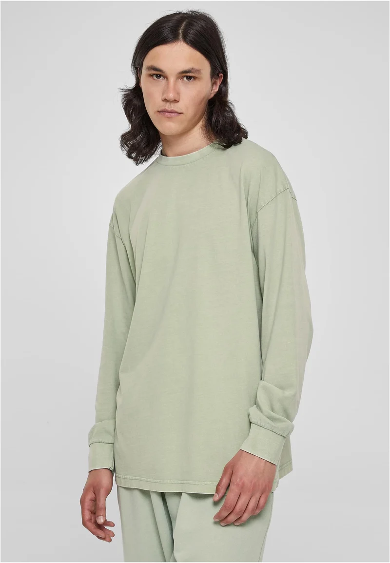 UC Heavy Boxy Acid Wash Longsleeve
