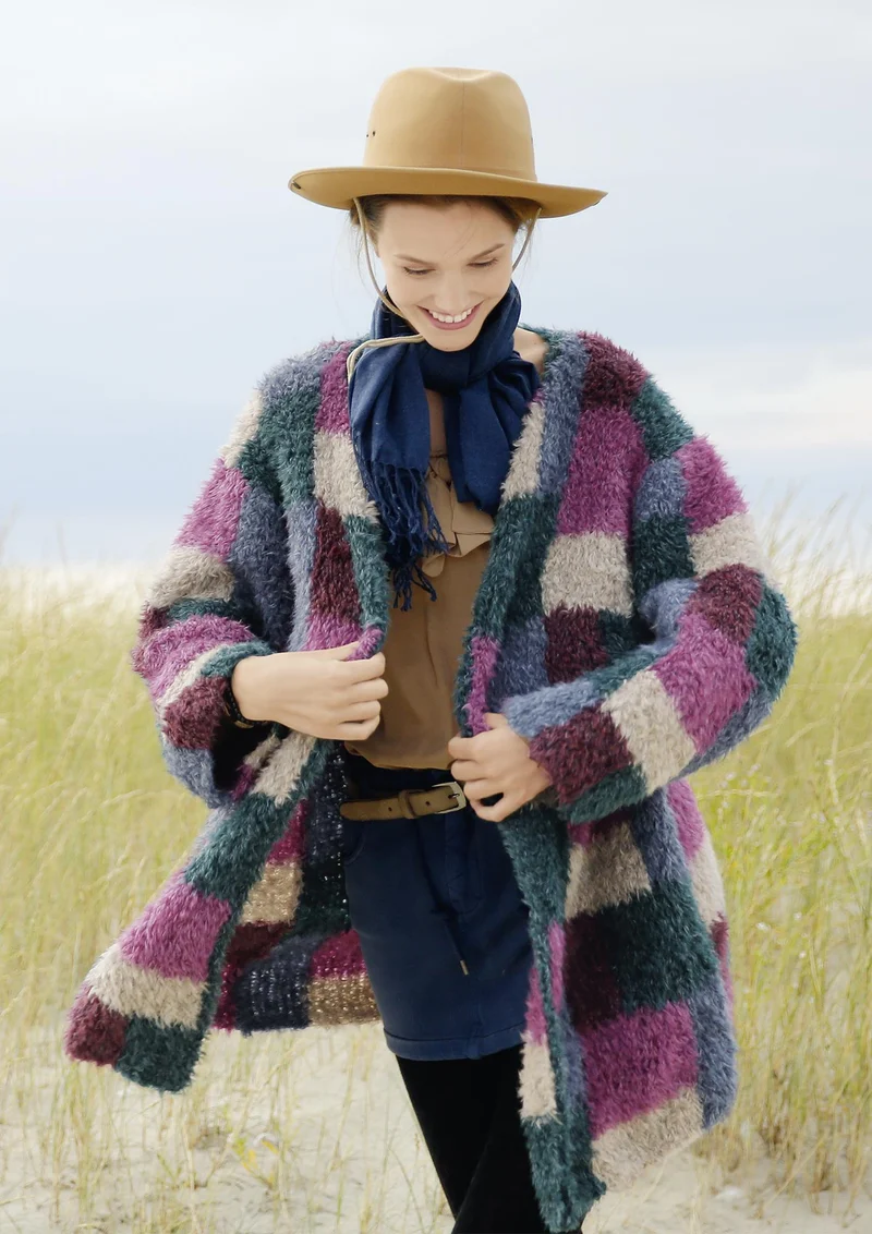 Plüschjacke mit Patchworkmuster