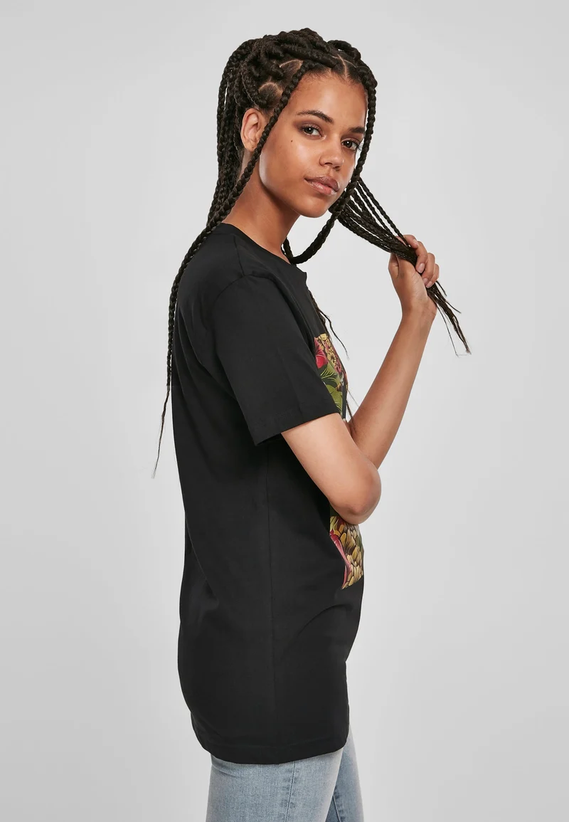 MC Frida Kahlo Portrait Tee