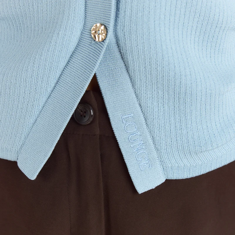 Gerippte Strickjacke - Hellblau