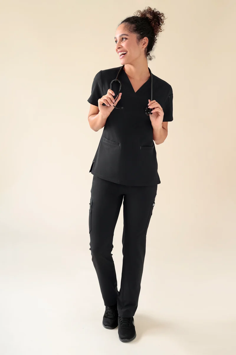 KAERE Hose Damen - gerader Saum mit Beintaschen schwarz