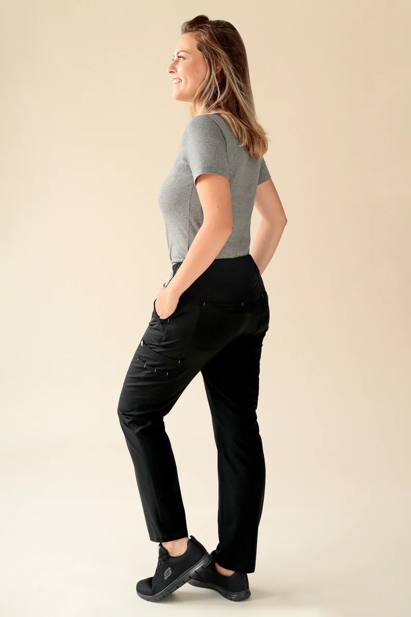 KAERE Hose Damen - gerader Saum Kurzgr. mit Beintaschen schwarz