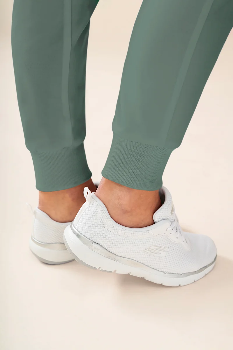 KAERE Hose Damen - Saumbündchen Kurzgr. mit Beintaschen dunkelgrün
