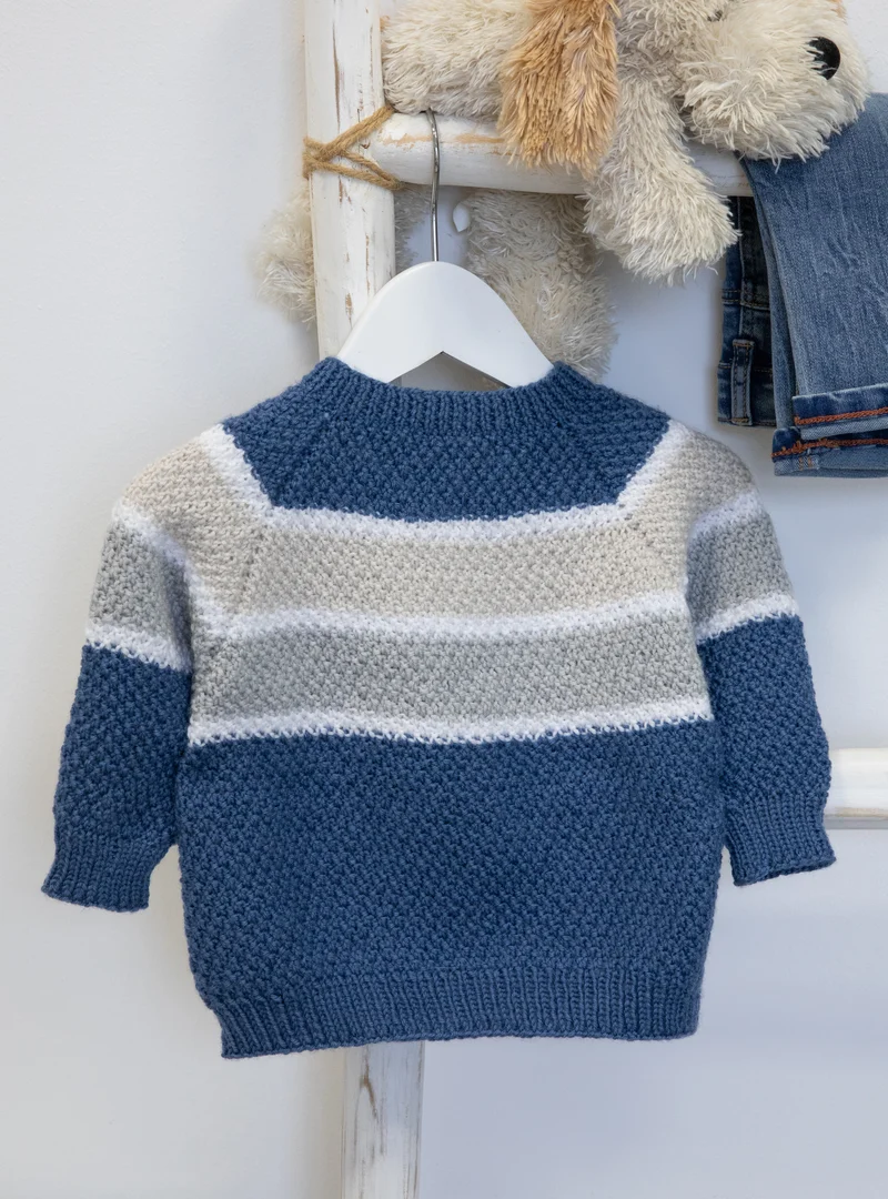 Anleitung Baby-Raglanpulli im großen Perlmuster