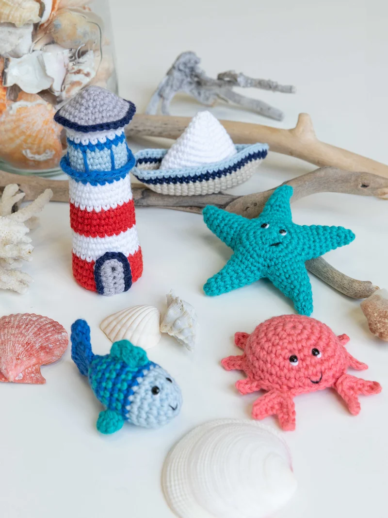 Anleitung Amigurumi-Set „Maritime“ - Krebs, Segelboot, Fisch, Seestern, Leuchtturm