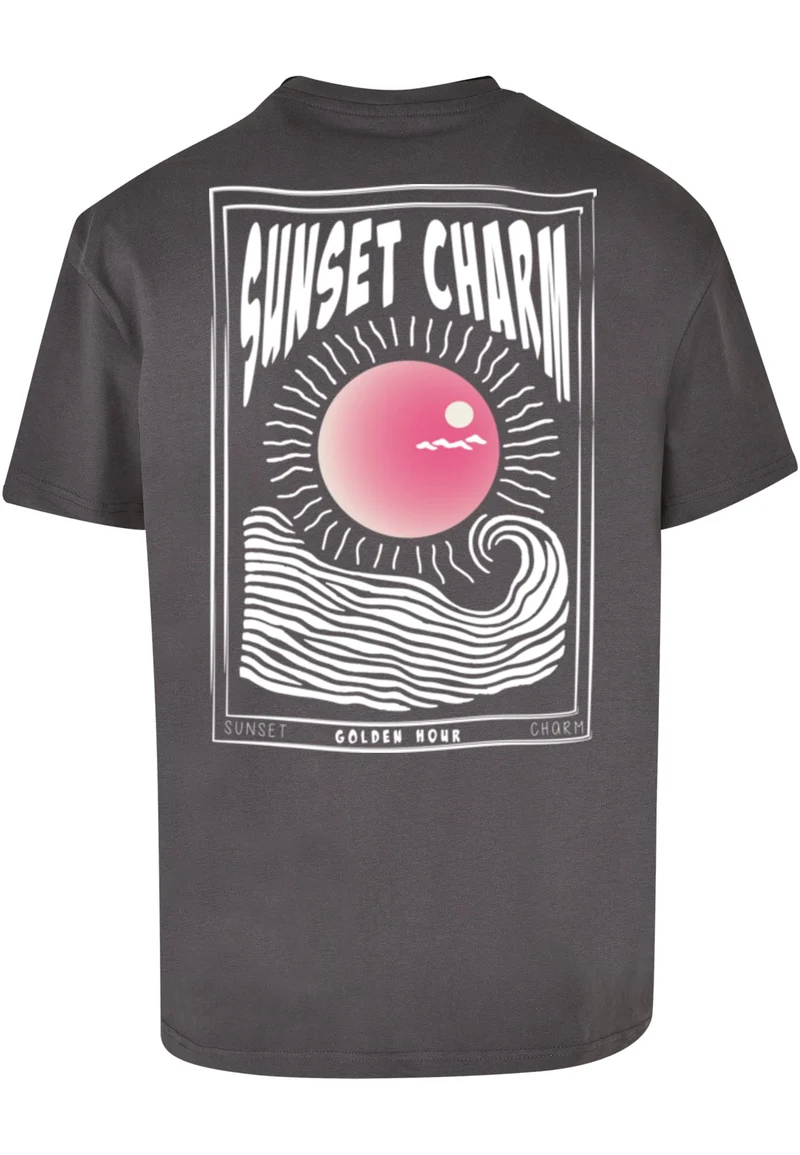 MC Sunset Charm Oversized T-shirt