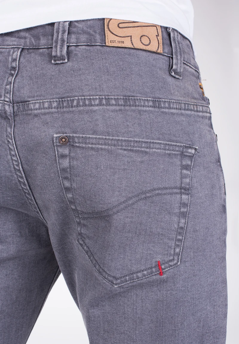 Taper Fit