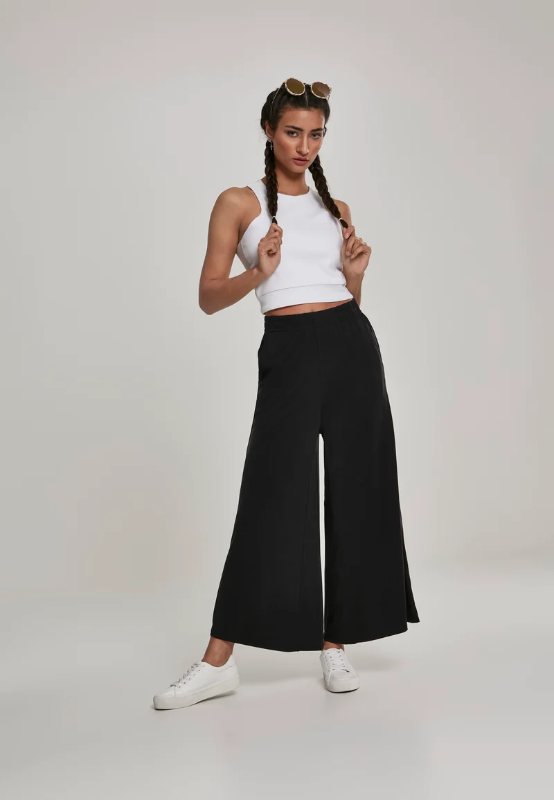 UC Squared Short Top