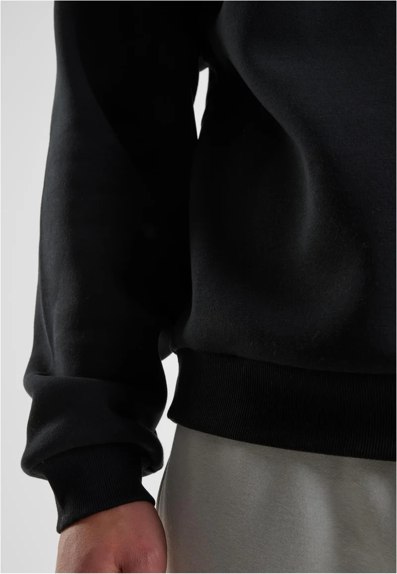 UC Fluffy Crewneck
