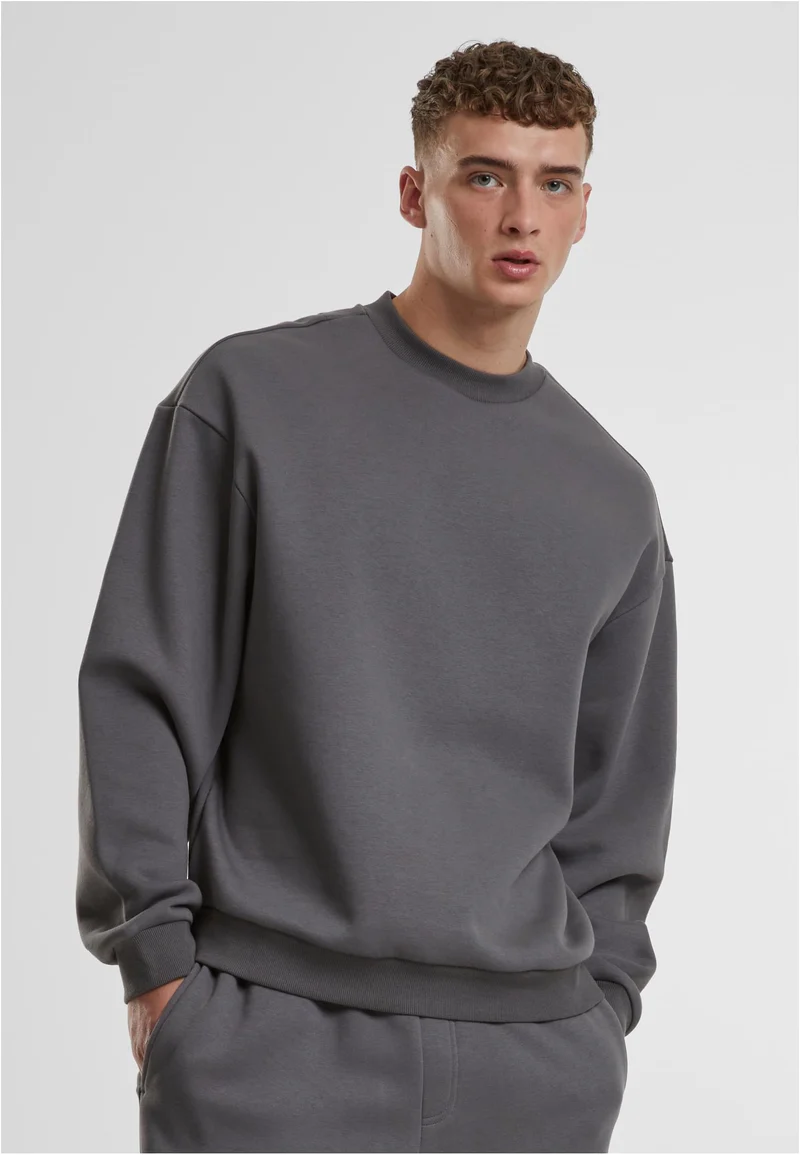 UC Fluffy Crewneck