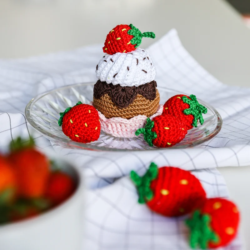 Anleitung Erdbeeren und Erdbeeren-Cupcake