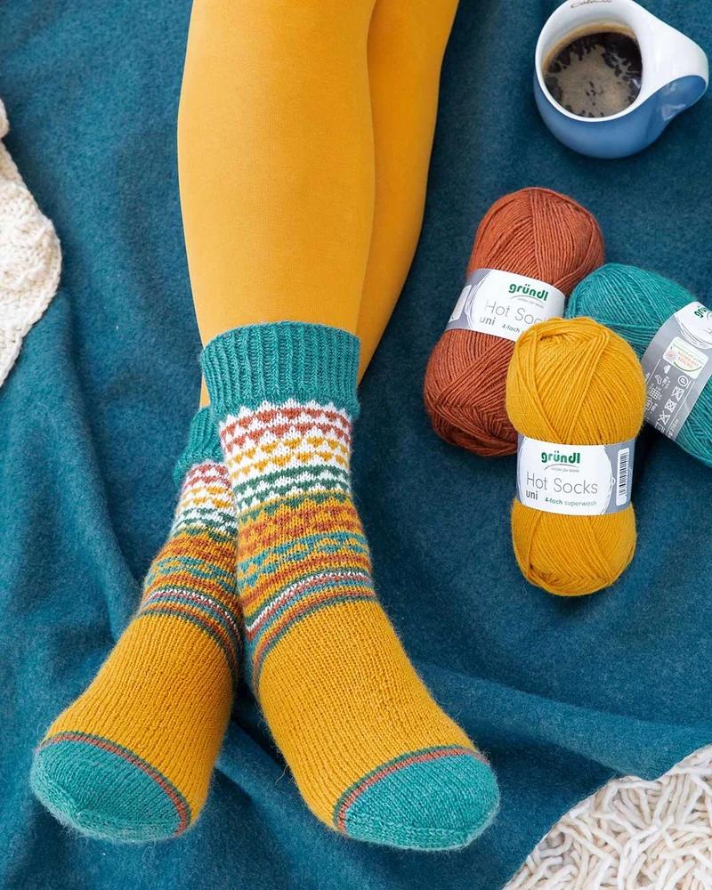 Anleitung Söckchen mit Einstrickmuster
