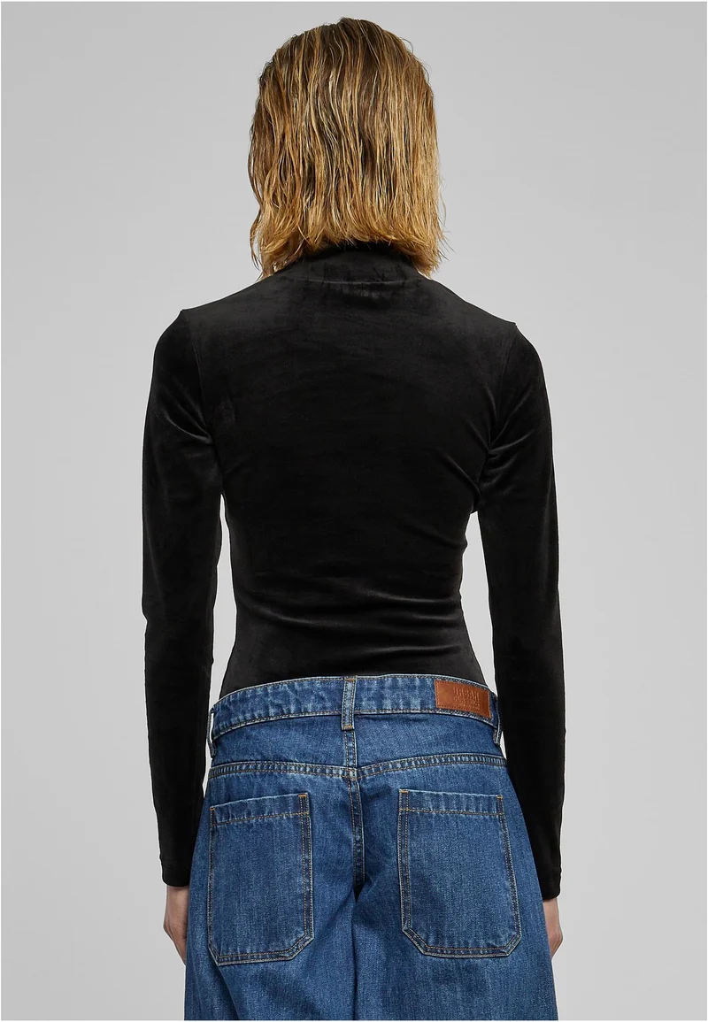 UC Cut-Out Turtleneck Body