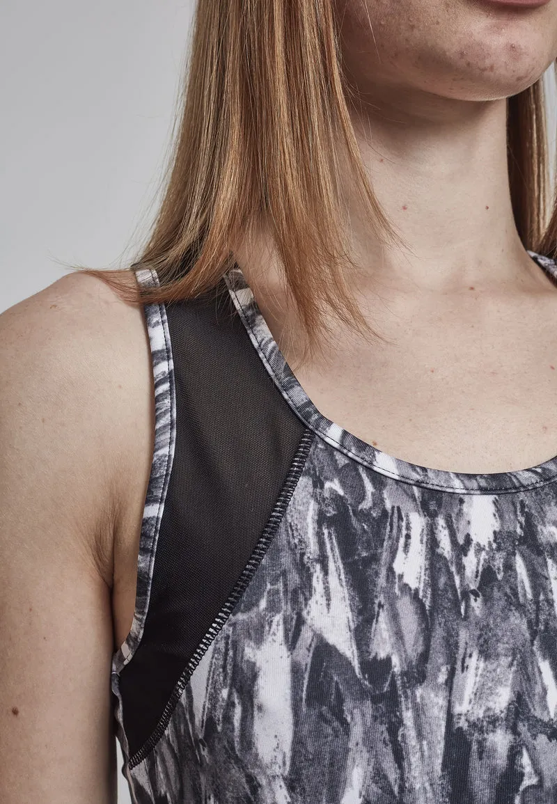 UC Active Graphic Top