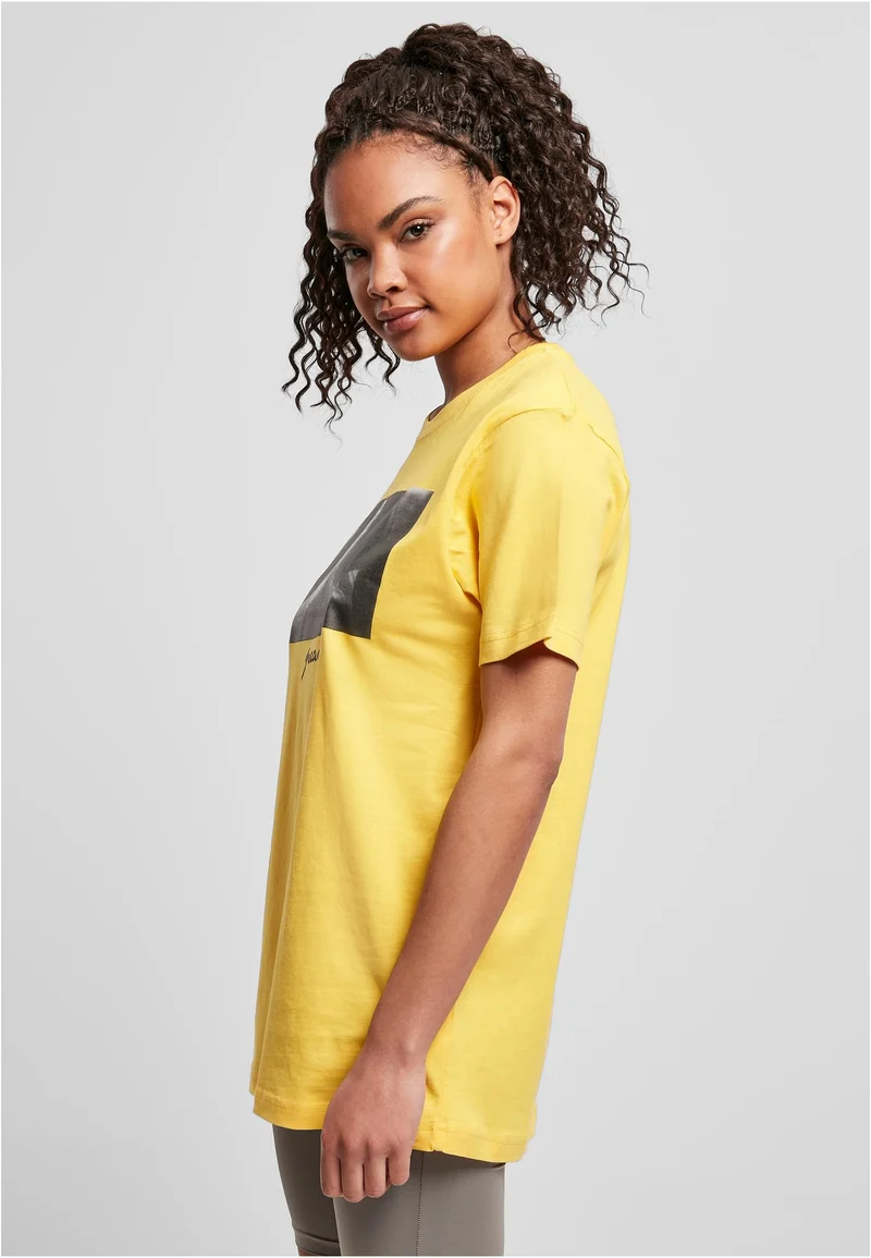 MT Pray Tee