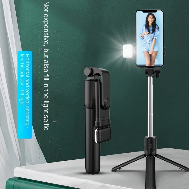 Selfie Stick Wireless Bluetooth Selfie Stick faltbares Mini-Stativ 700MM