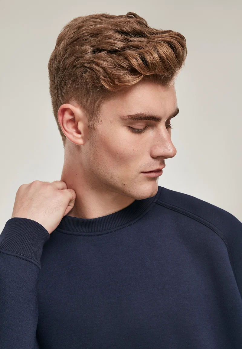 UC Raglan Zip Pocket Crew