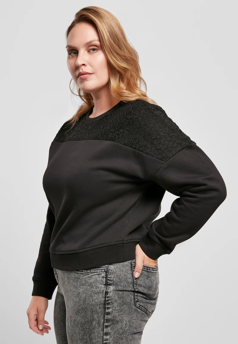 UC Short Oversized Lace Inset Crew