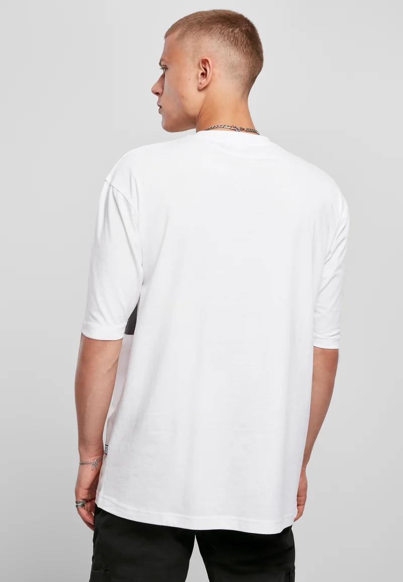 UC Big Double Pocket Tee