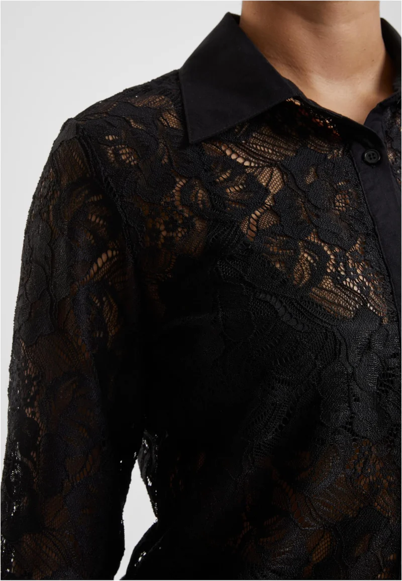 UC Lace Blouse