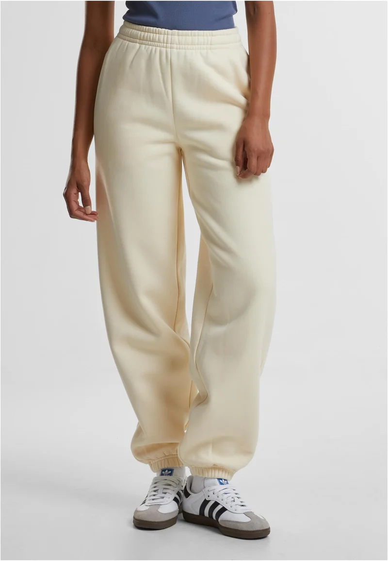 UC Fluffy Sweatpants