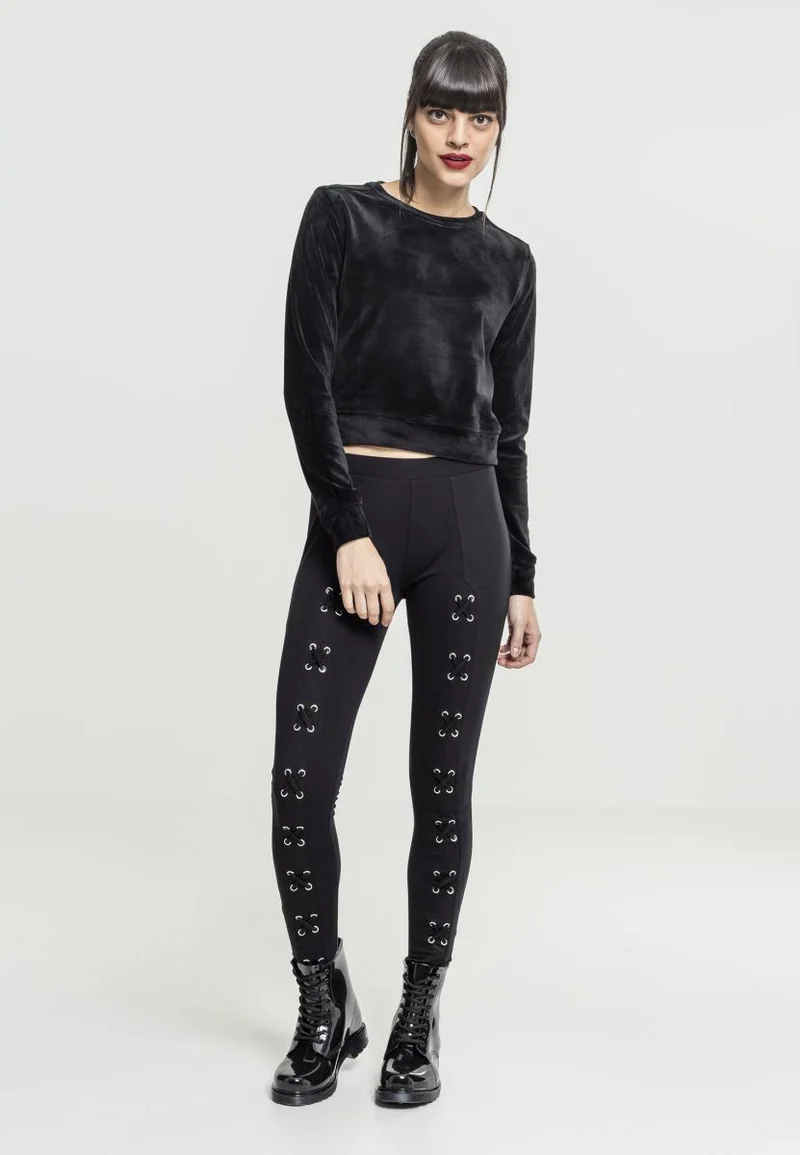 UC Short Velvet Crew