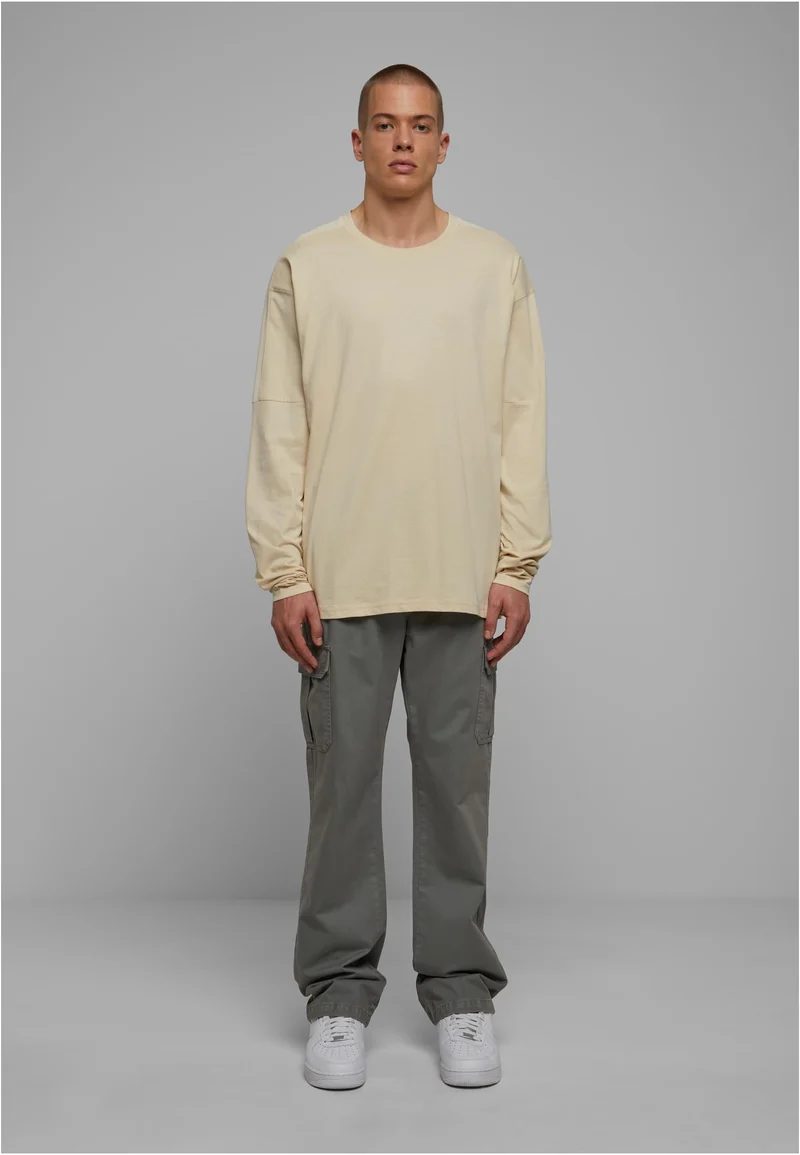 UC Raglan Back Longsleeve