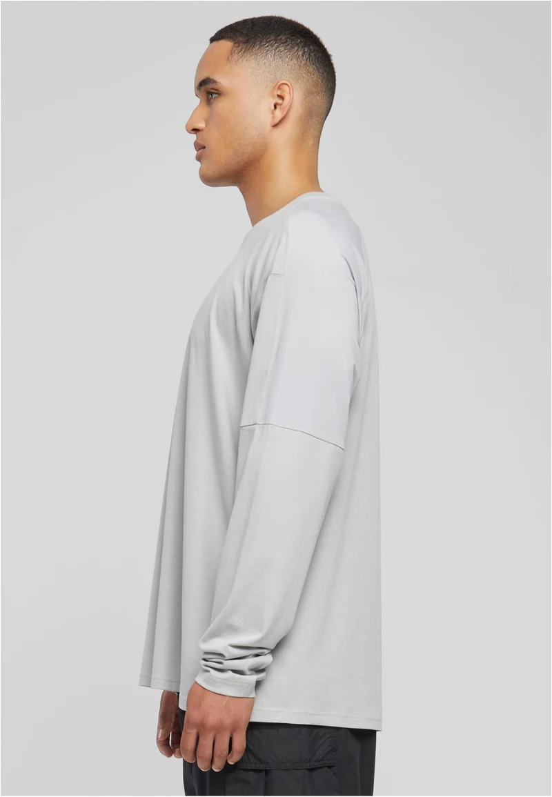 UC Raglan Back Longsleeve