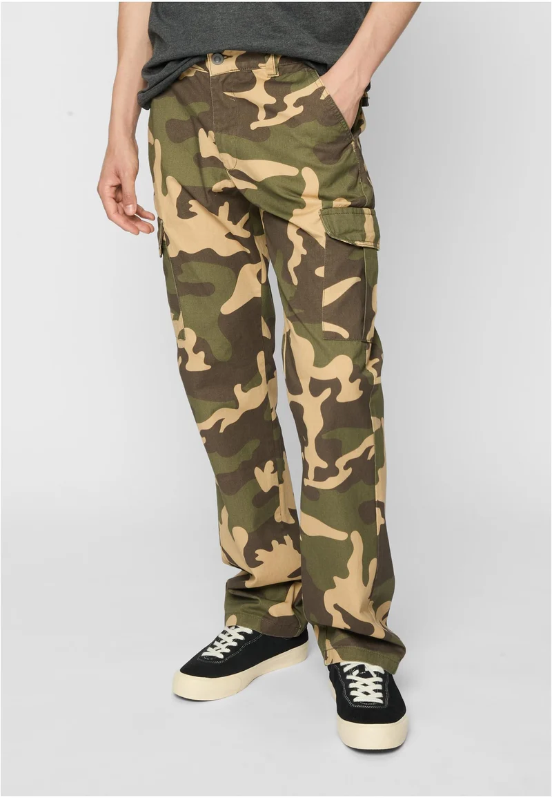 UC Straight Leg Camo Cargo Pants