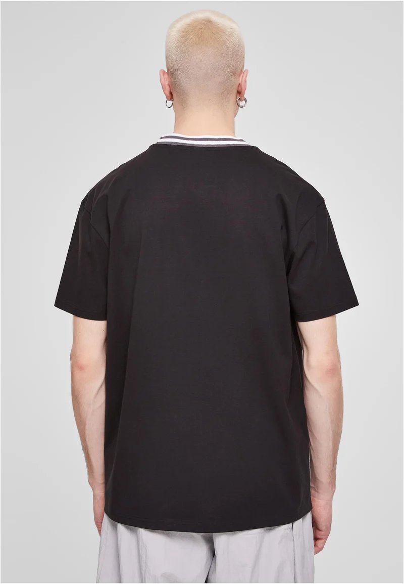 UC Kicker Tee