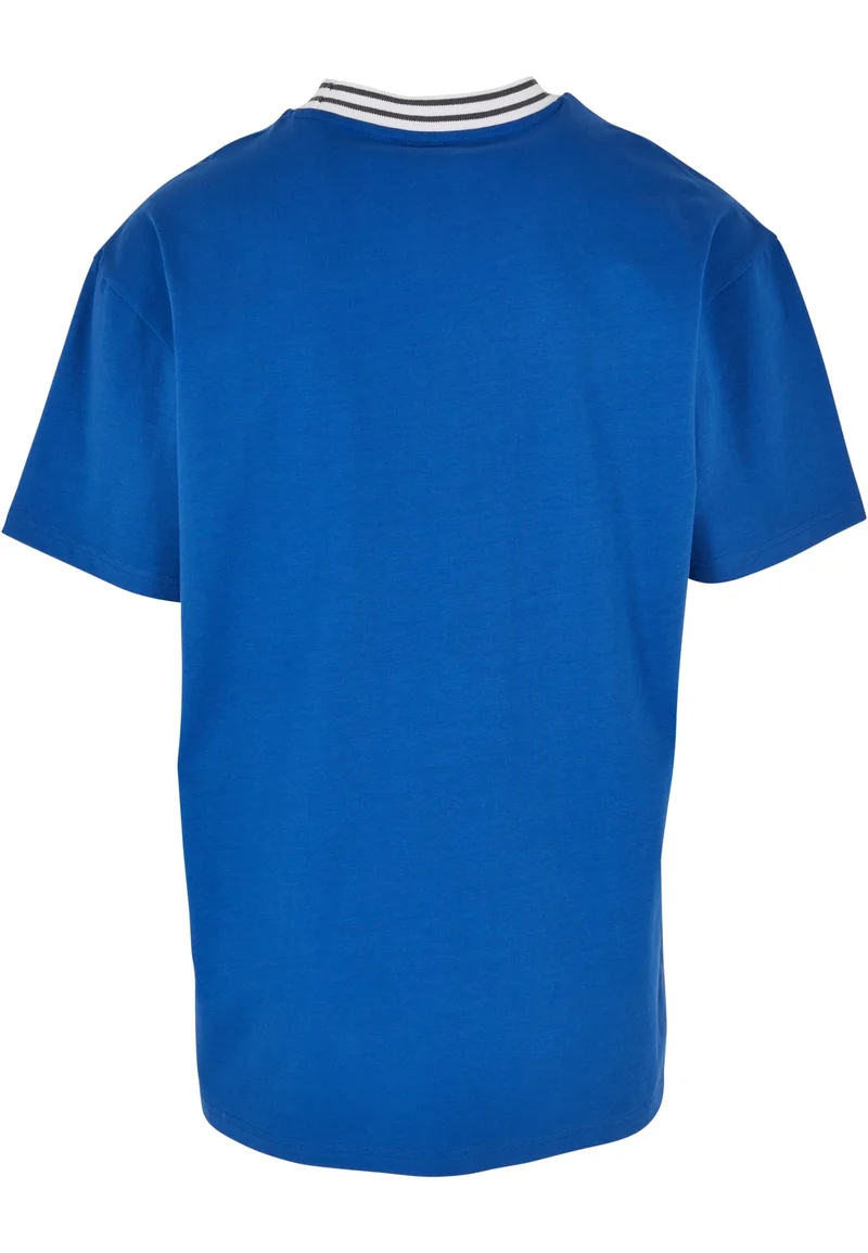 UC Kicker Tee