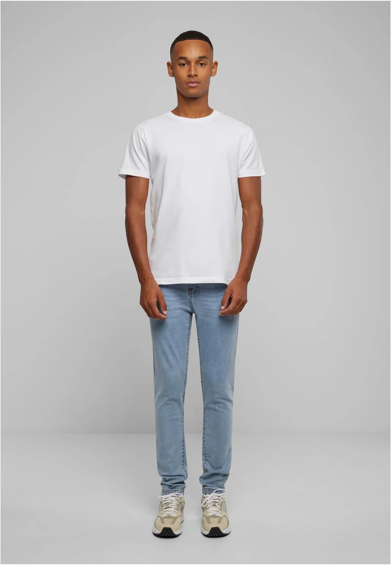 UC Slim Tapered Jeans