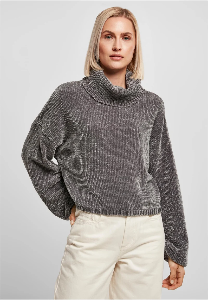UC Short Chenille Turtleneck Sweater