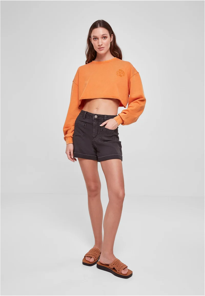 UC Cropped Flower Embroidery Terry Crewneck