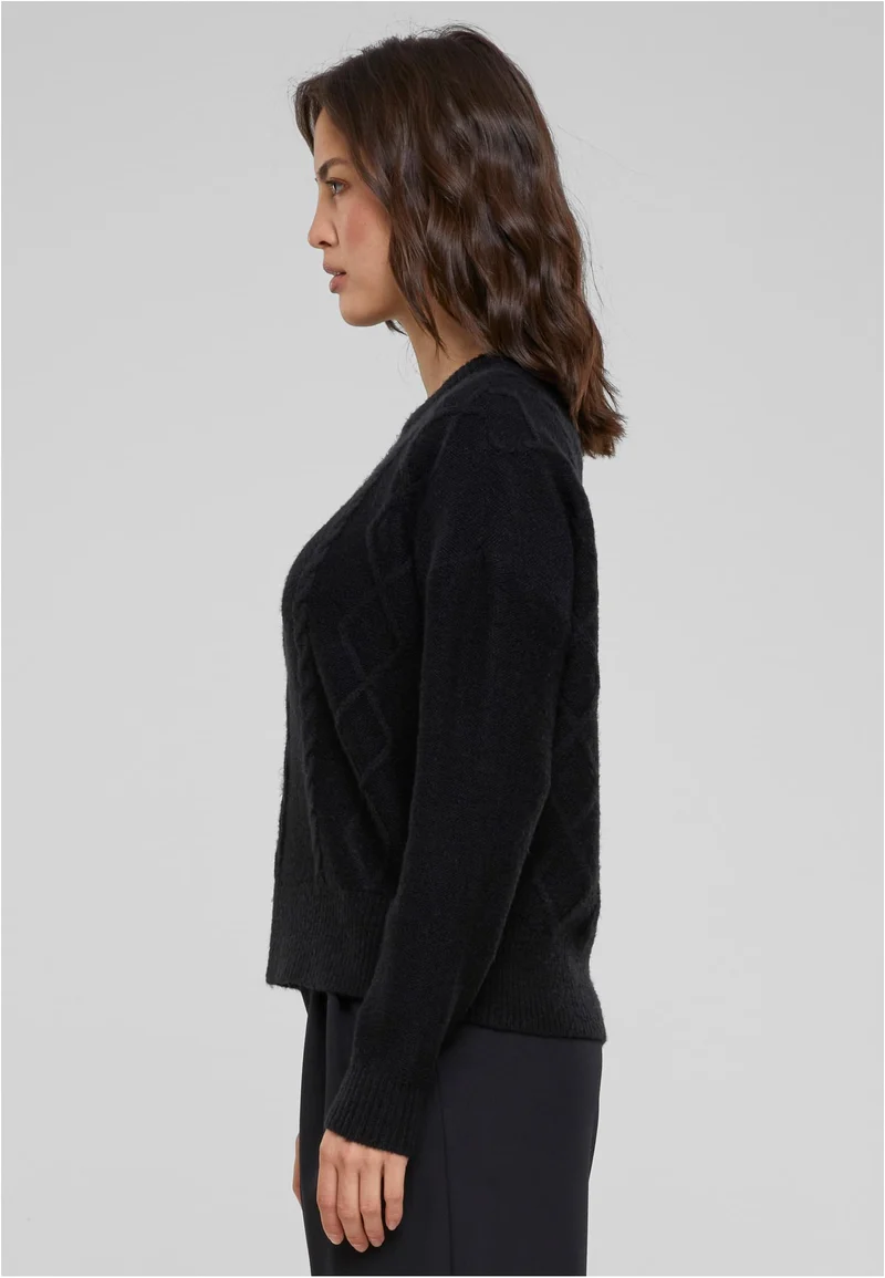 UC Cabel Knit Sweater